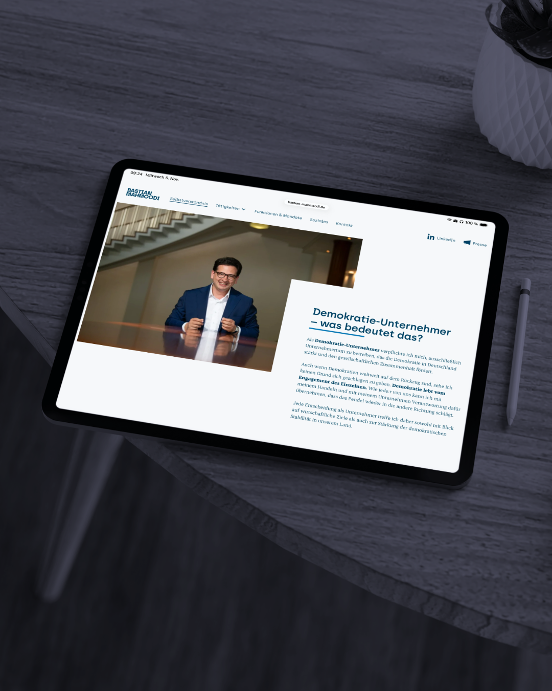 Abschnitt „Demokratie-Unternehmer“ auf iPad